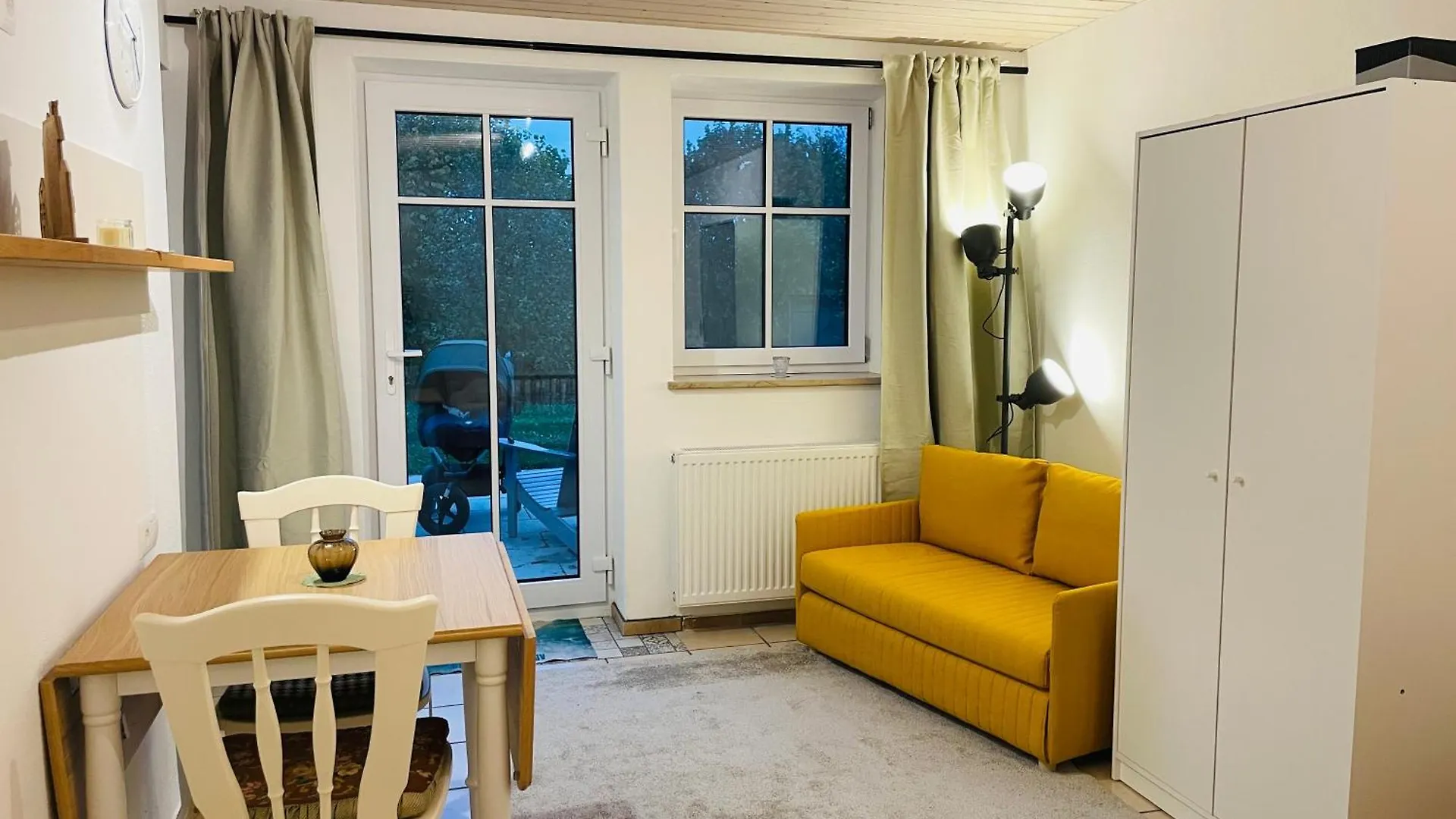 アパート Ferienwohnung Am Storchennest イヘンハウゼン
