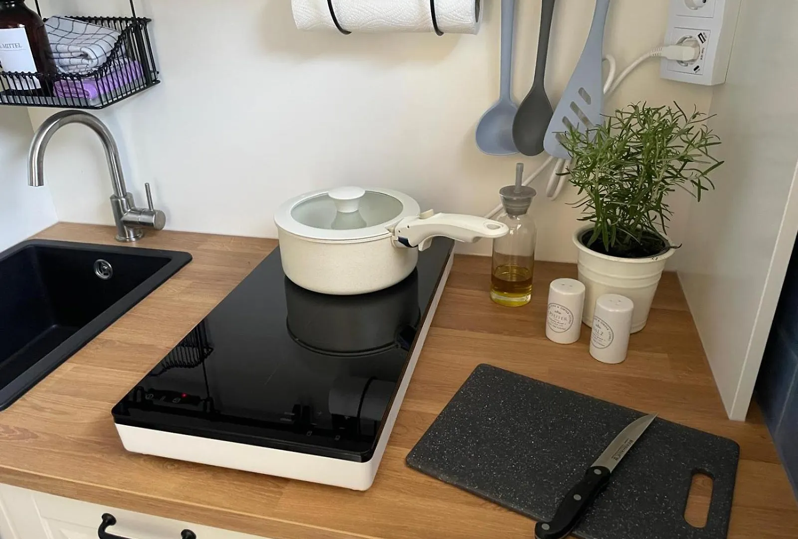Ferienwohnung Am Storchennest イヘンハウゼン